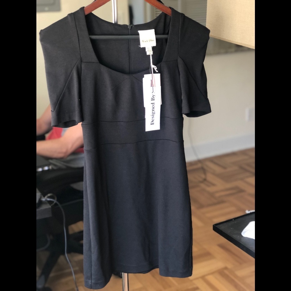 NWT Nom De Plume by YaYa Short Sleeve Black Dress